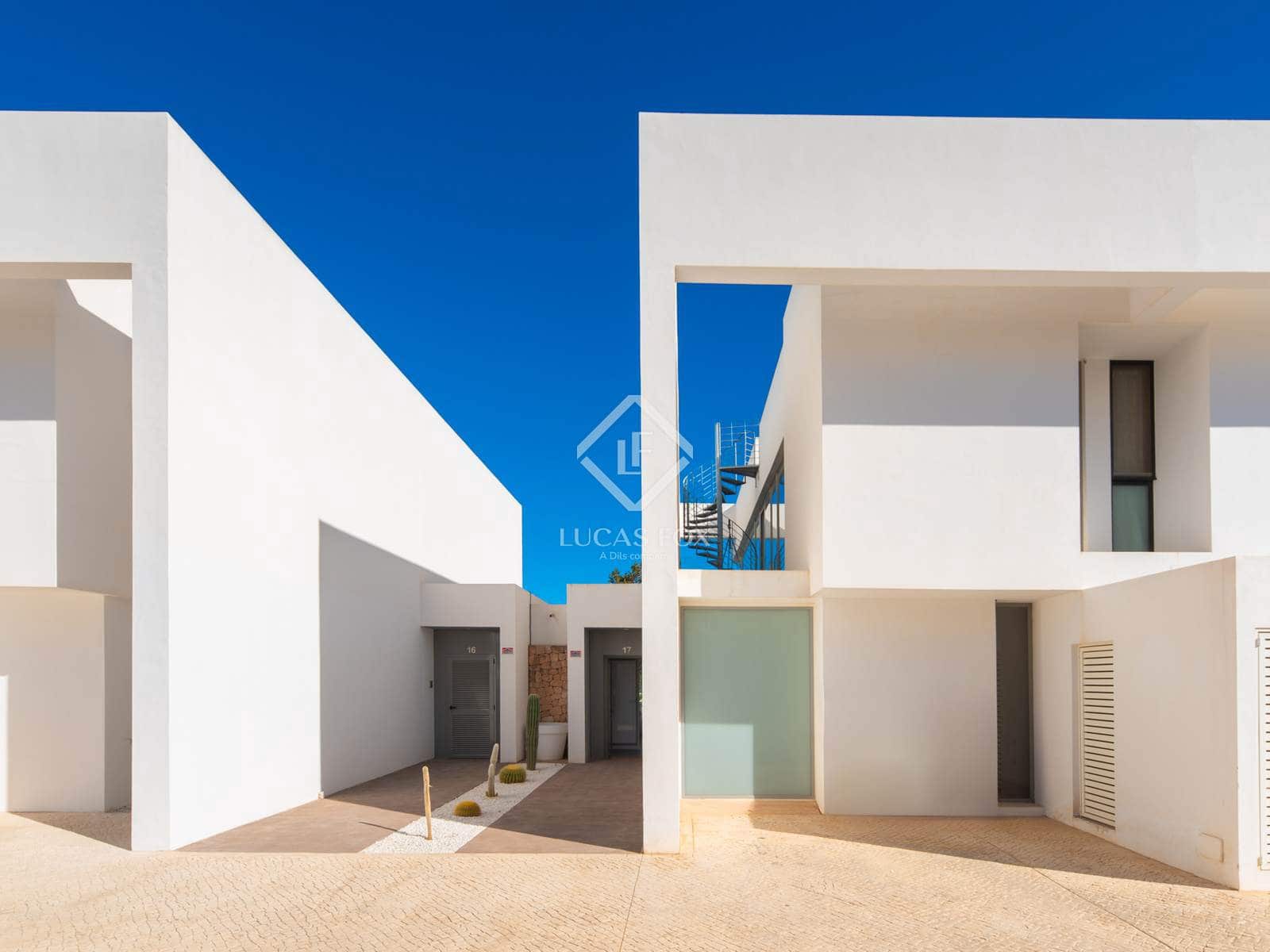 3 chambre Villa/Maison à vendre à San Jose / Sant Josep de Sa Talaia avec piscine garage - 995 000 € (Ref: 8814885)