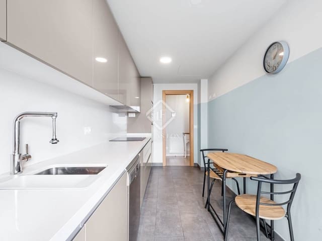 4 soverom Penthouse til salgs i Alicante by med svømmebasseng garasje - € 890 000 (Ref: 8814887)