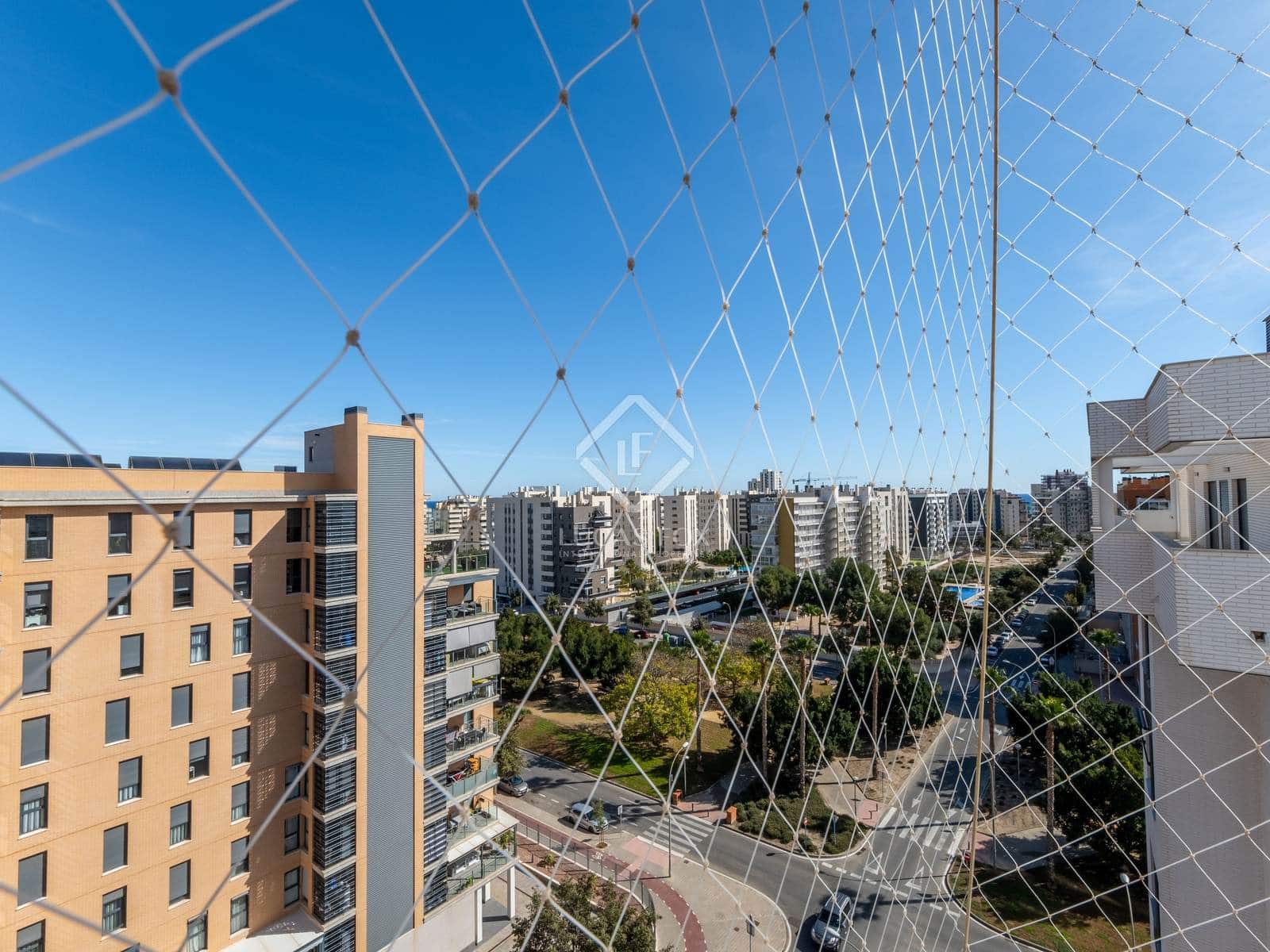 4 soverom Penthouse til salgs i Alicante by med svømmebasseng garasje - € 890 000 (Ref: 8814887)