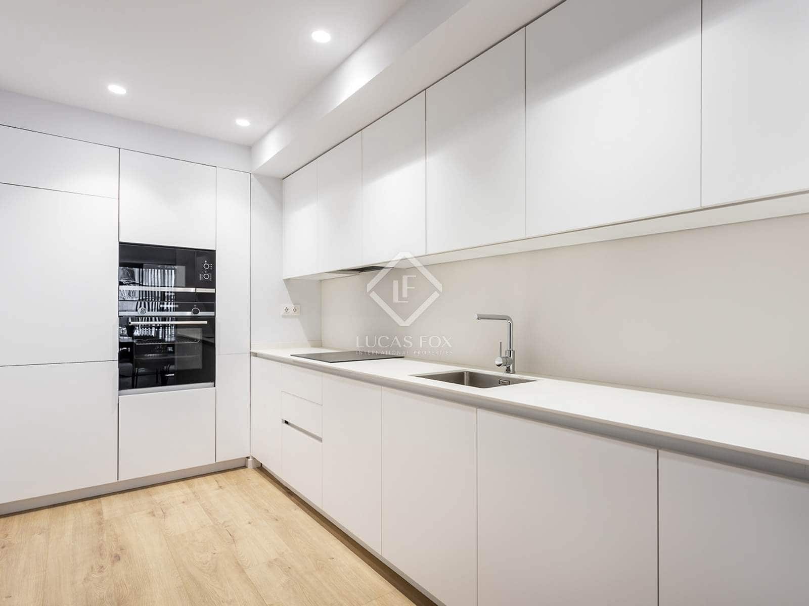 3 bedroom Apartment for rent in Barcelona city with garage - € 3,300 (Ref: 8814888)