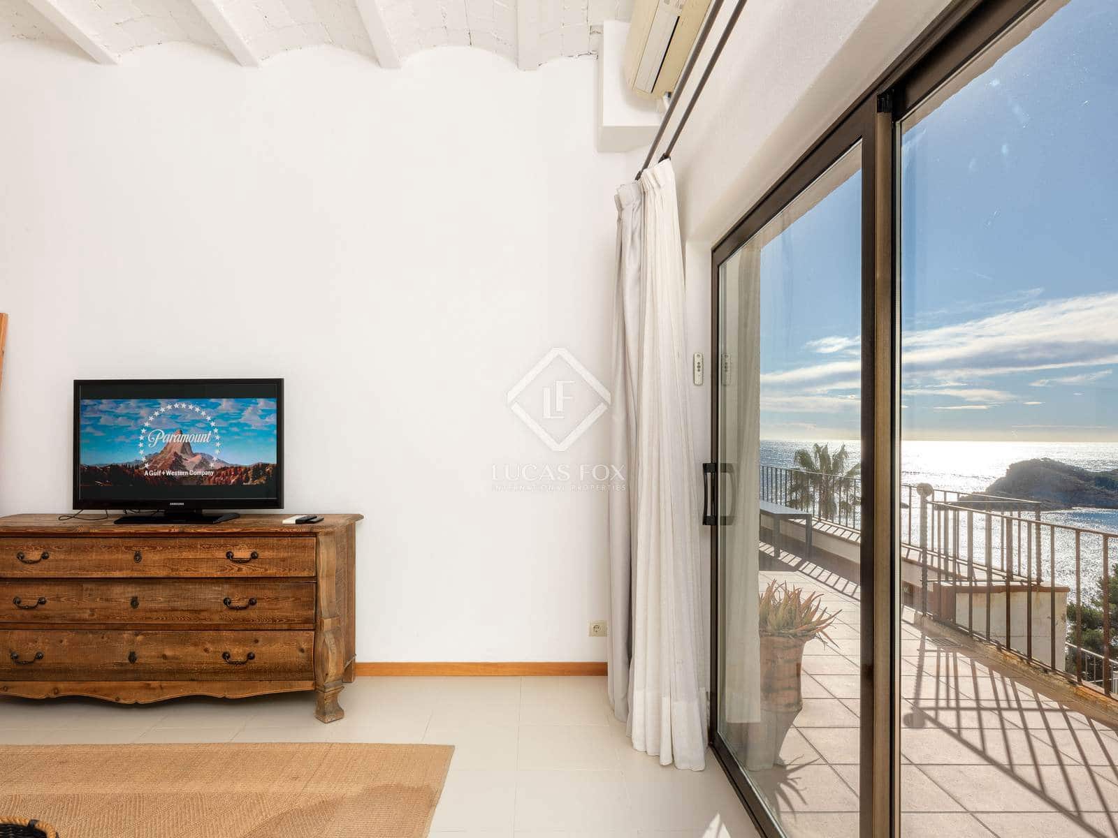 2 slaapkamer Appartement te koop in Begur met zwembad garage - € 890.000 (Ref: 8815091)