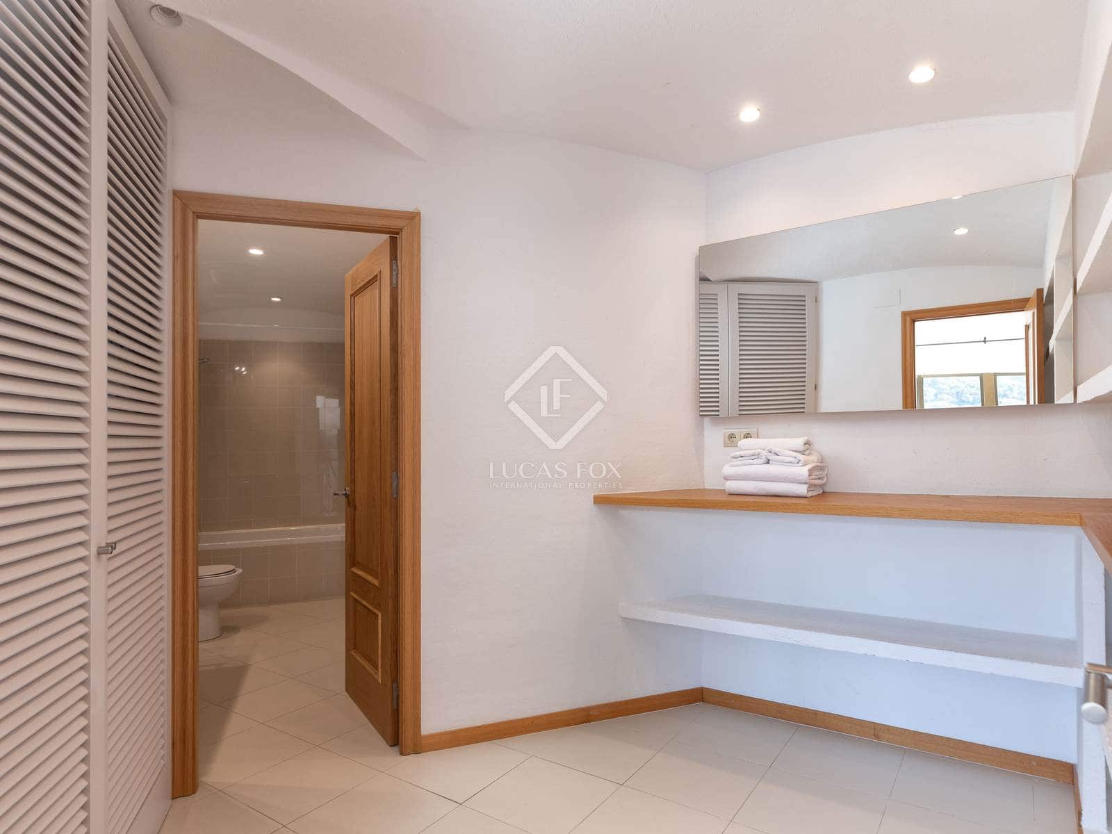 2 slaapkamer Appartement te koop in Begur met zwembad garage - € 890.000 (Ref: 8815091)