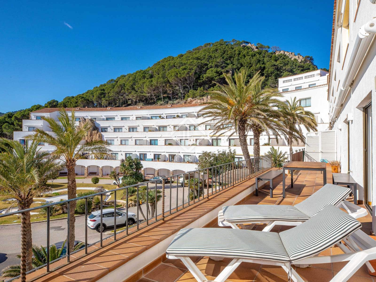 2 slaapkamer Appartement te koop in Begur met zwembad garage - € 890.000 (Ref: 8815091)