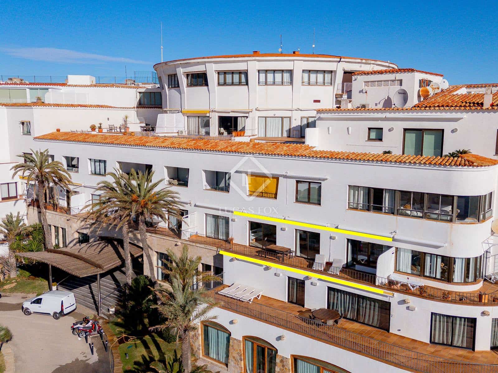 2 slaapkamer Appartement te koop in Begur met zwembad garage - € 890.000 (Ref: 8815091)