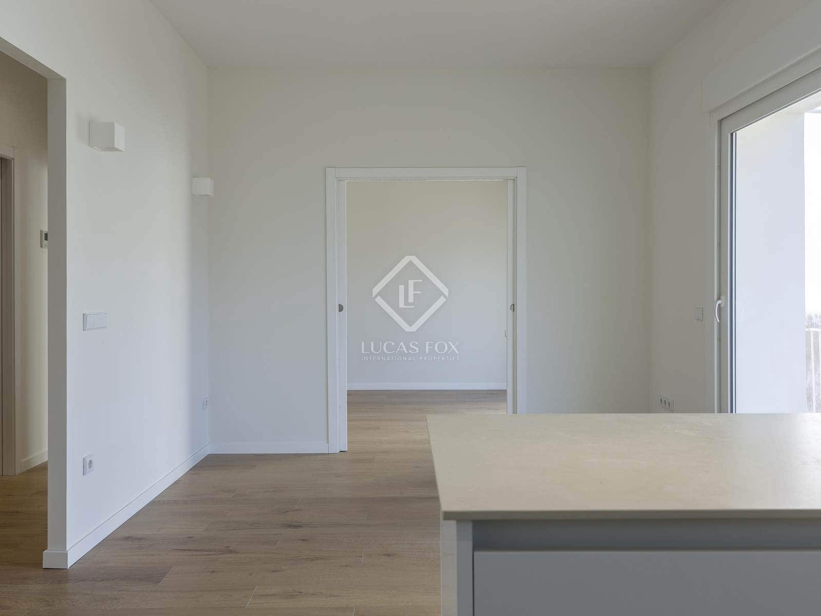 3 bedroom Apartment for rent in Valencia city - € 3,000 (Ref: 8815094)