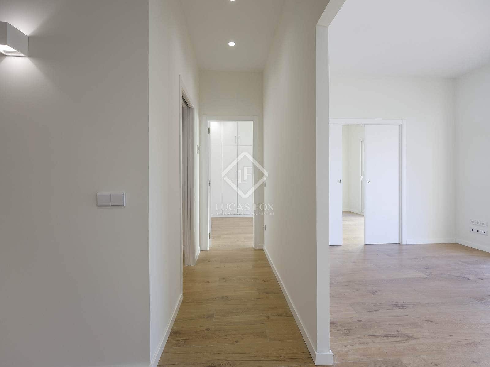 3 bedroom Apartment for rent in Valencia city - € 3,000 (Ref: 8815094)