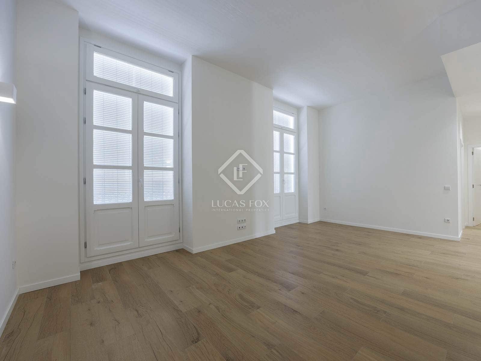 3 bedroom Apartment for rent in Valencia city - € 3,000 (Ref: 8815094)