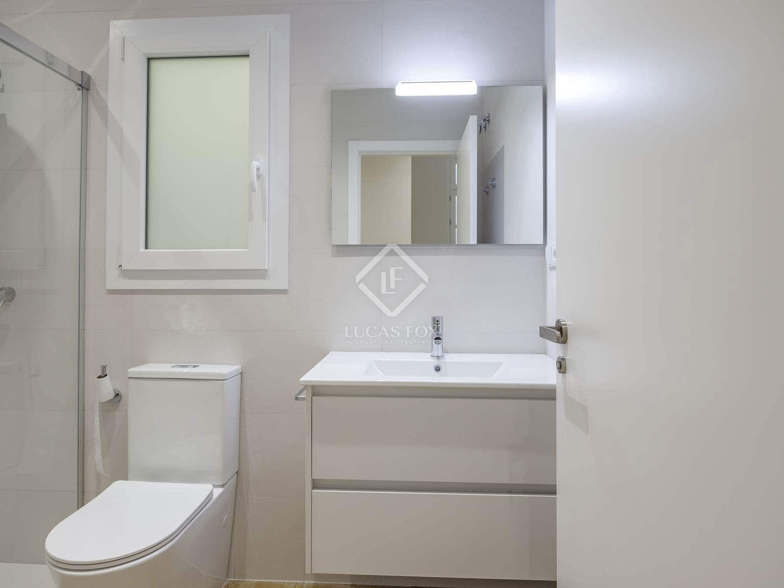 3 bedroom Apartment for rent in Valencia city - € 3,000 (Ref: 8815094)