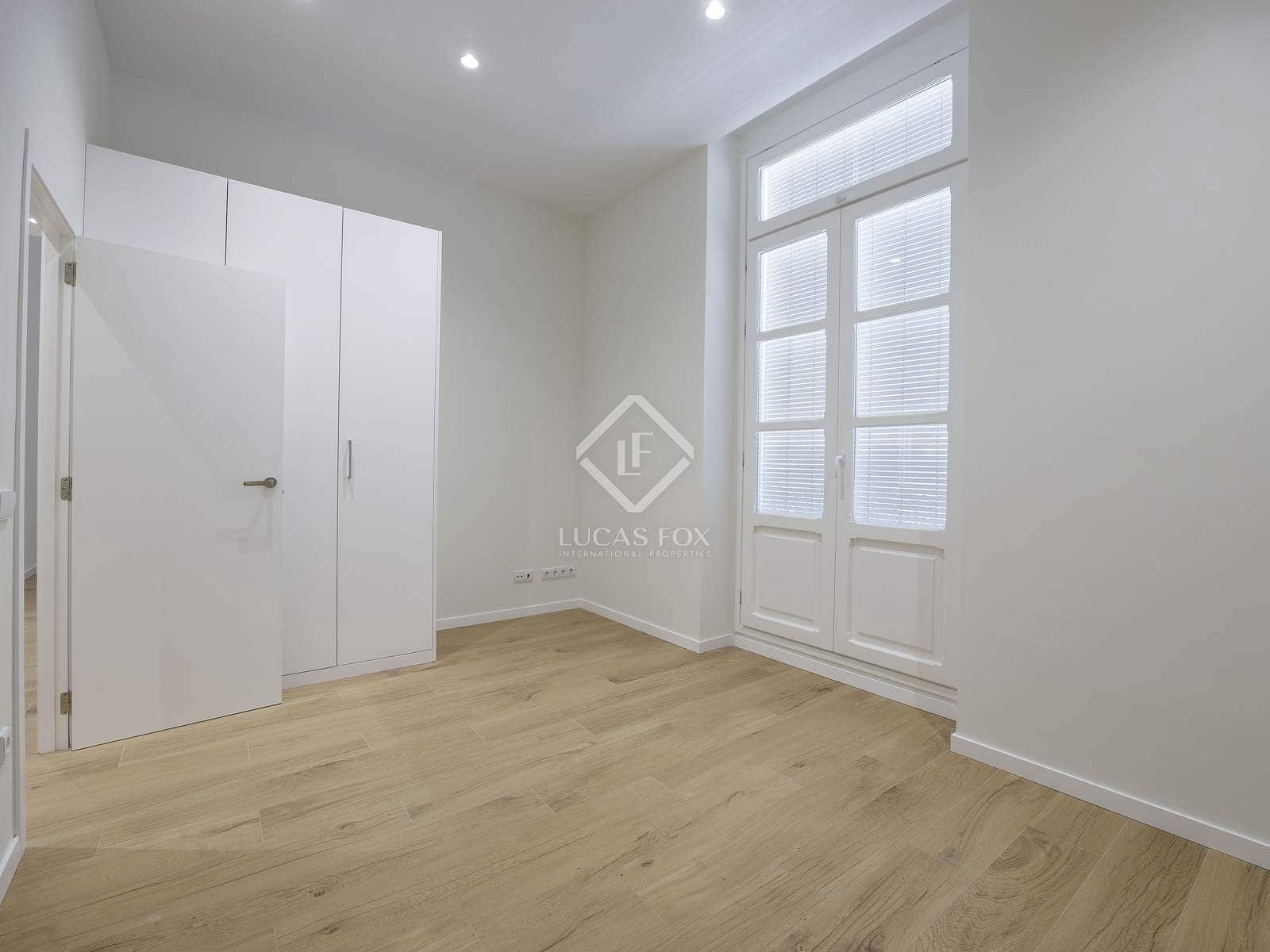 3 bedroom Apartment for rent in Valencia city - € 3,000 (Ref: 8815094)