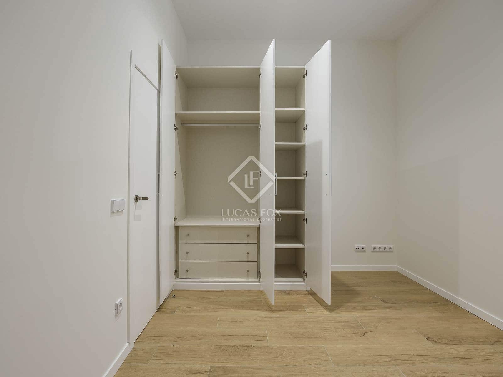 3 bedroom Apartment for rent in Valencia city - € 3,000 (Ref: 8815094)