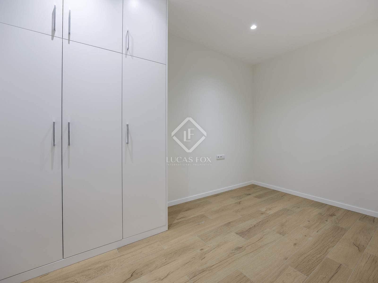 3 bedroom Apartment for rent in Valencia city - € 3,000 (Ref: 8815094)