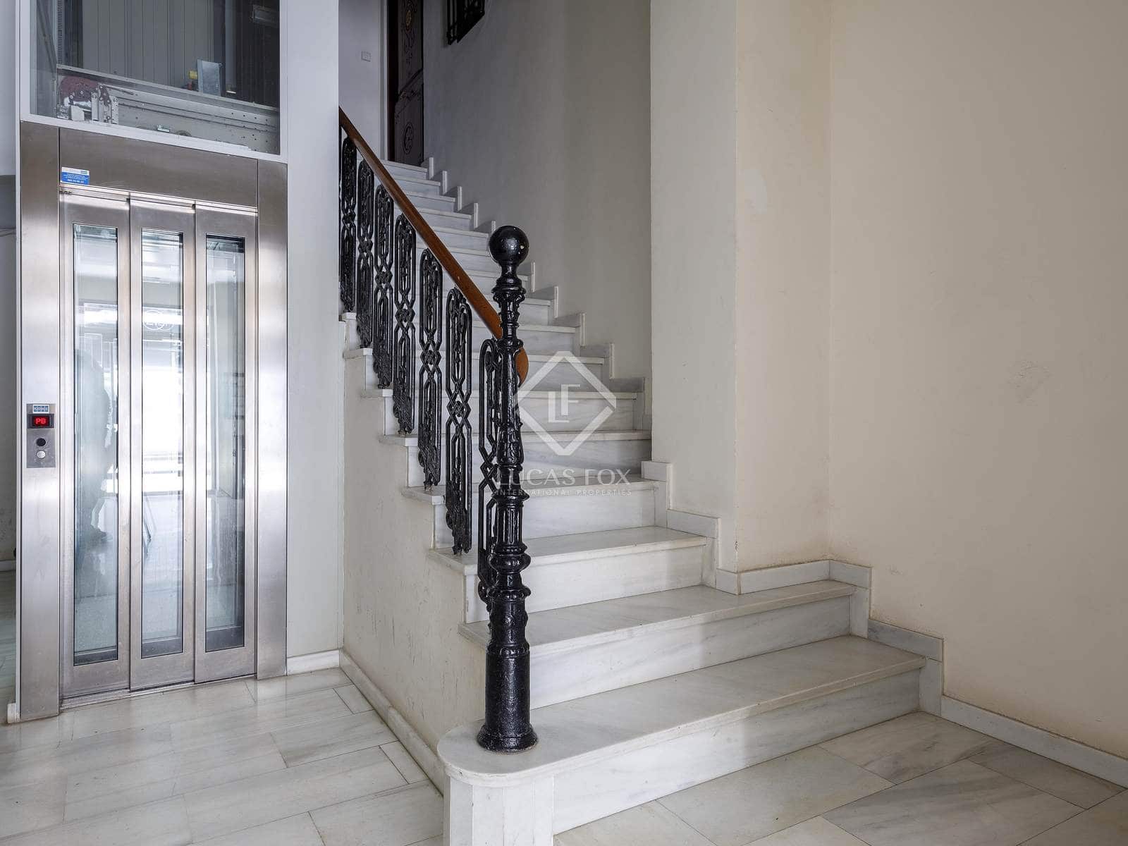 3 bedroom Apartment for rent in Valencia city - € 3,000 (Ref: 8815094)