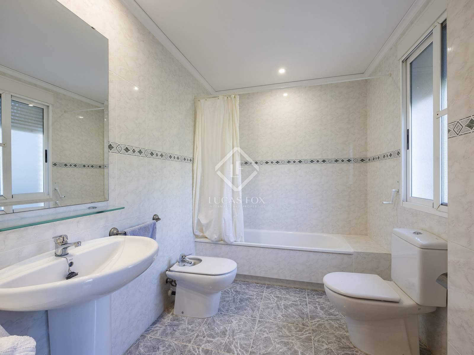 5 soveværelse Villa til salg i Pucol med swimmingpool garage - € 1.800.000 (Ref: 8820895)