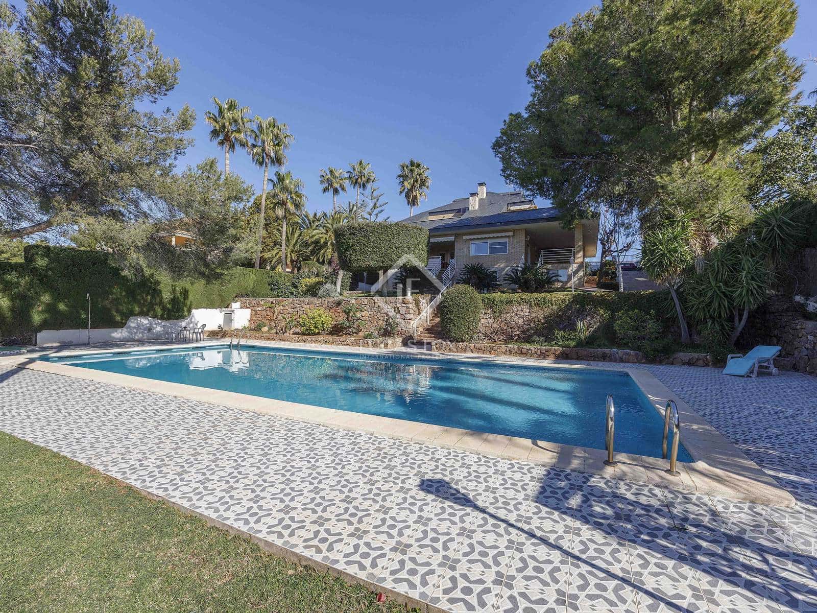 5 soveværelse Villa til salg i Pucol med swimmingpool garage - € 1.800.000 (Ref: 8820895)