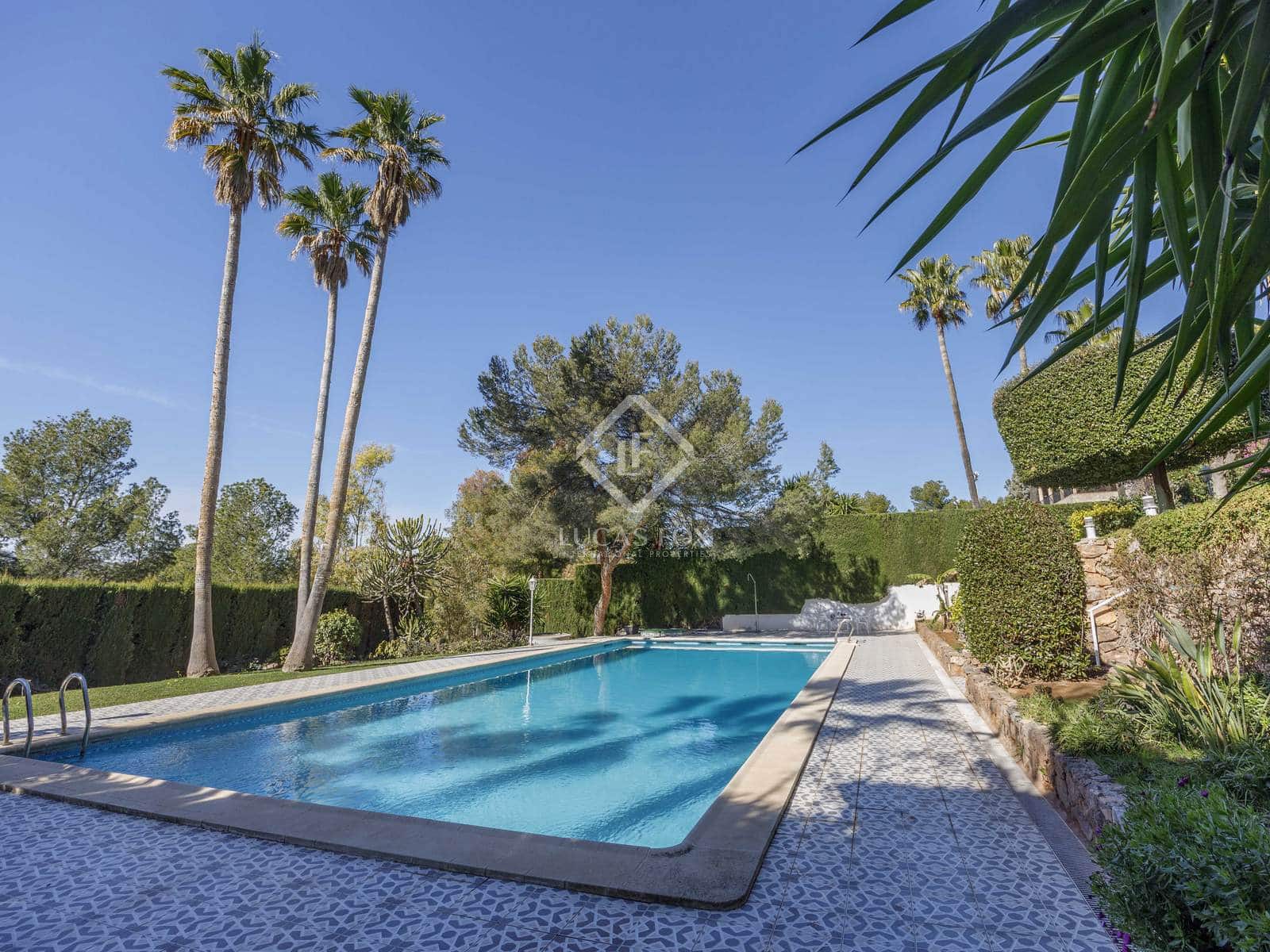 5 soveværelse Villa til salg i Pucol med swimmingpool garage - € 1.800.000 (Ref: 8820895)