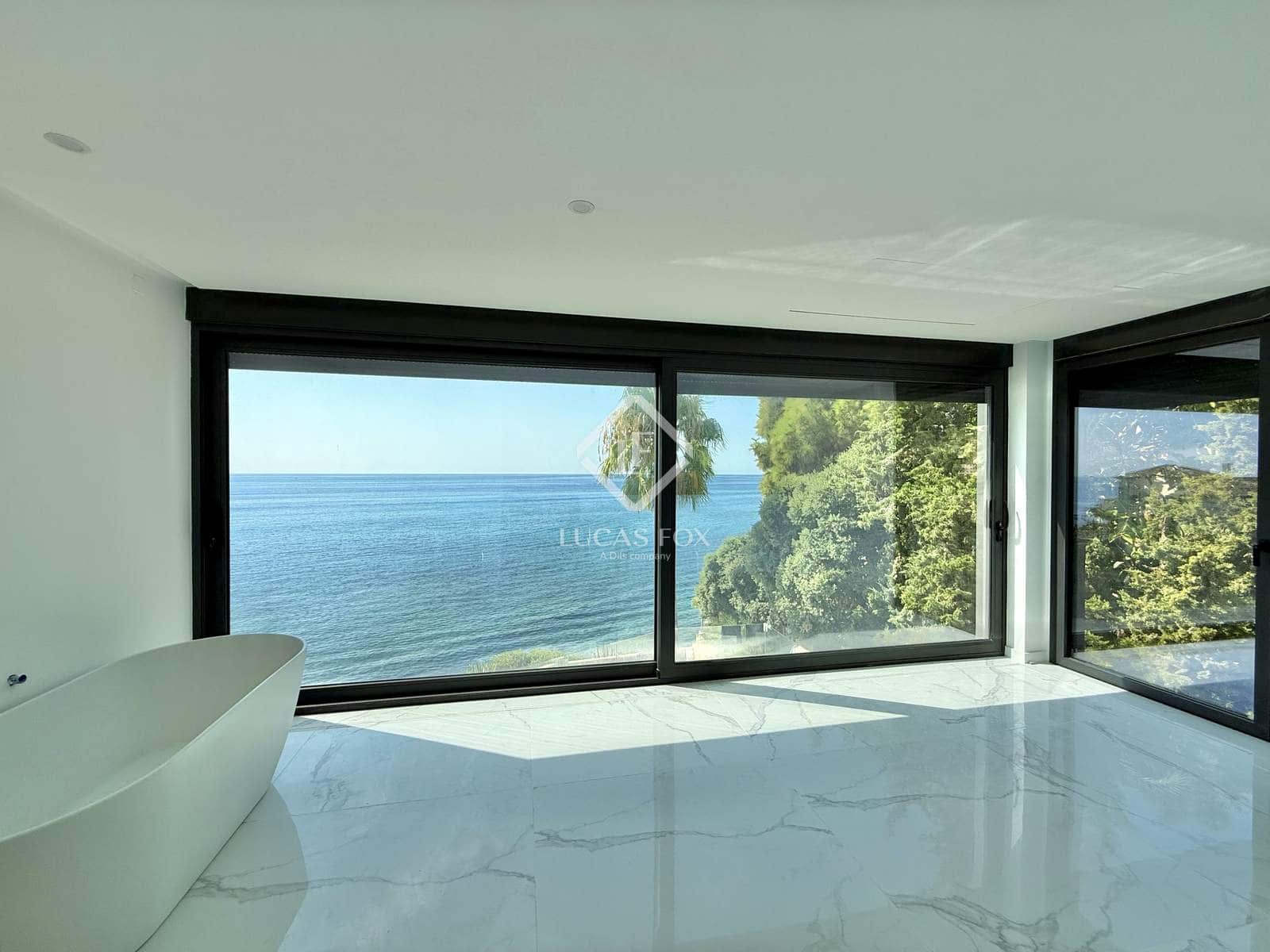 5 soveværelse Villa til salg i El Campello med swimmingpool - € 2.700.000 (Ref: 8824440)