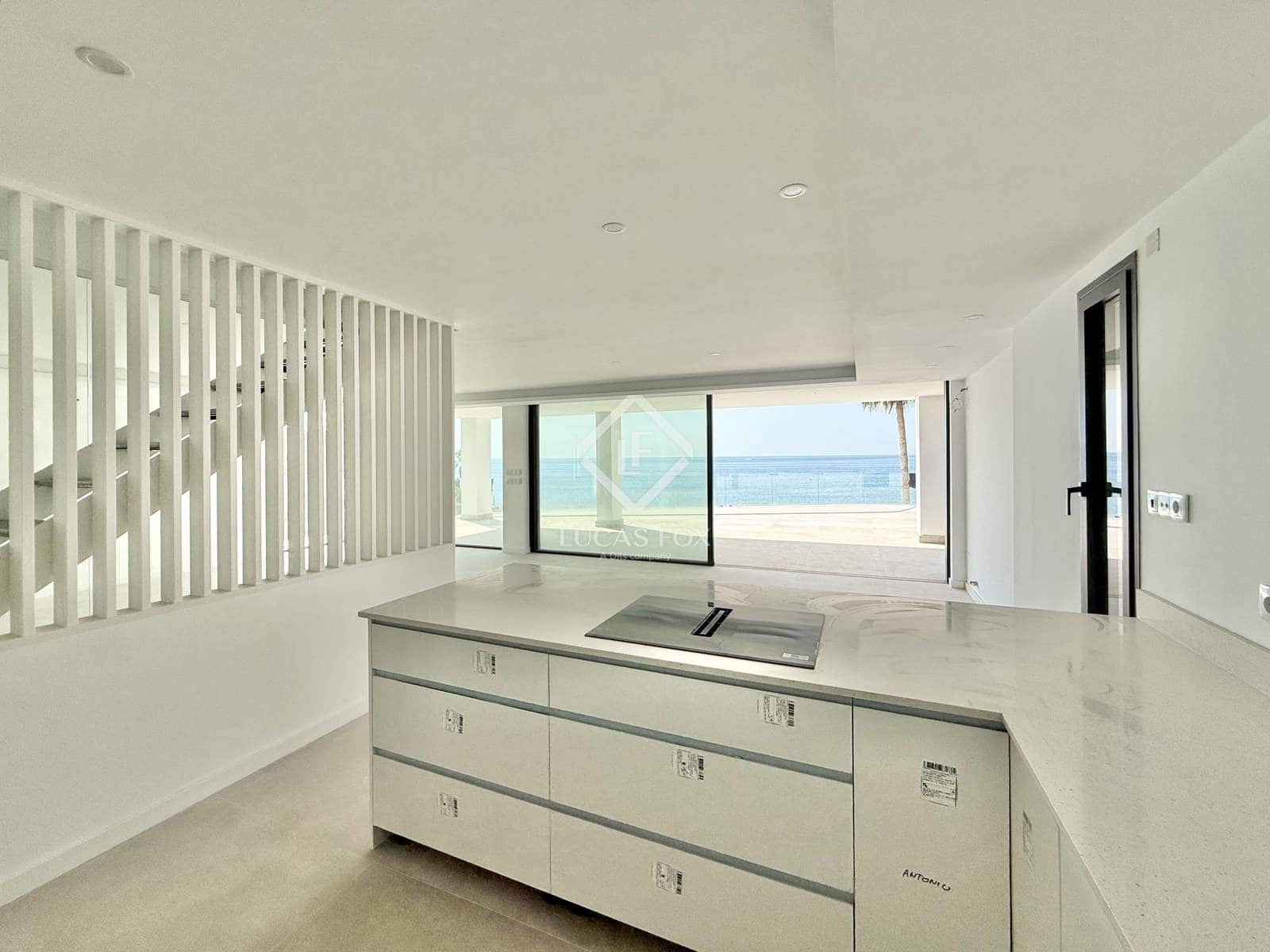 5 soveværelse Villa til salg i El Campello med swimmingpool - € 2.700.000 (Ref: 8824440)