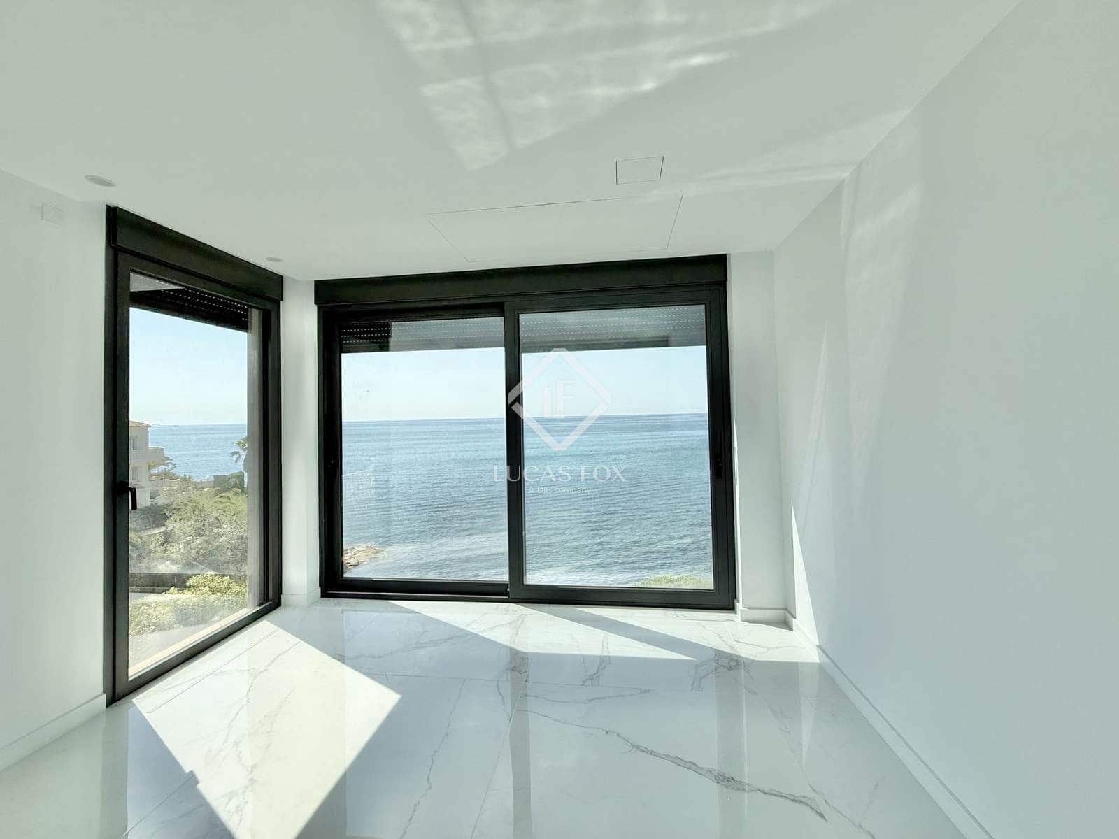 5 soveværelse Villa til salg i El Campello med swimmingpool - € 2.700.000 (Ref: 8824440)