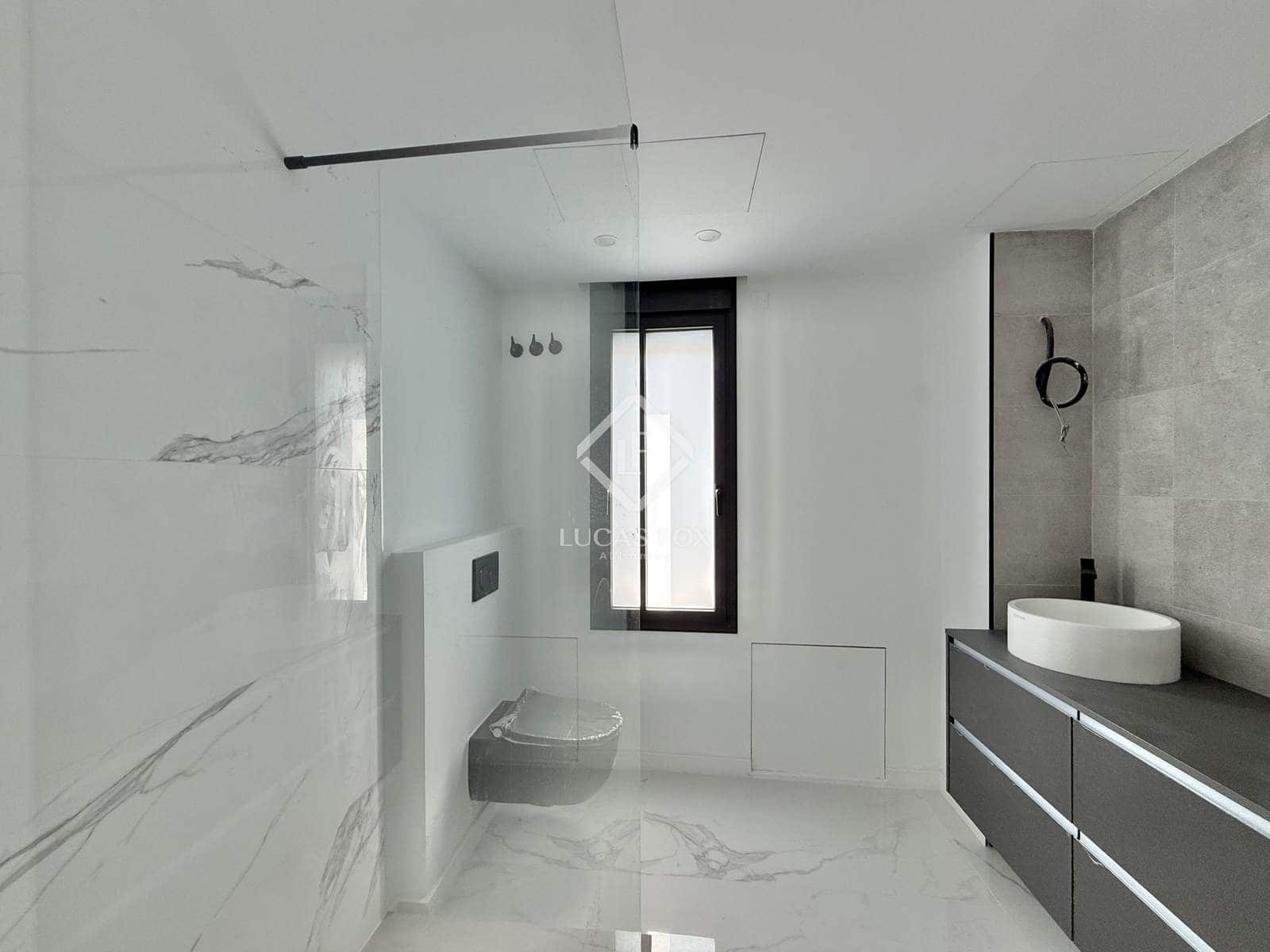 5 soveværelse Villa til salg i El Campello med swimmingpool - € 2.700.000 (Ref: 8824440)