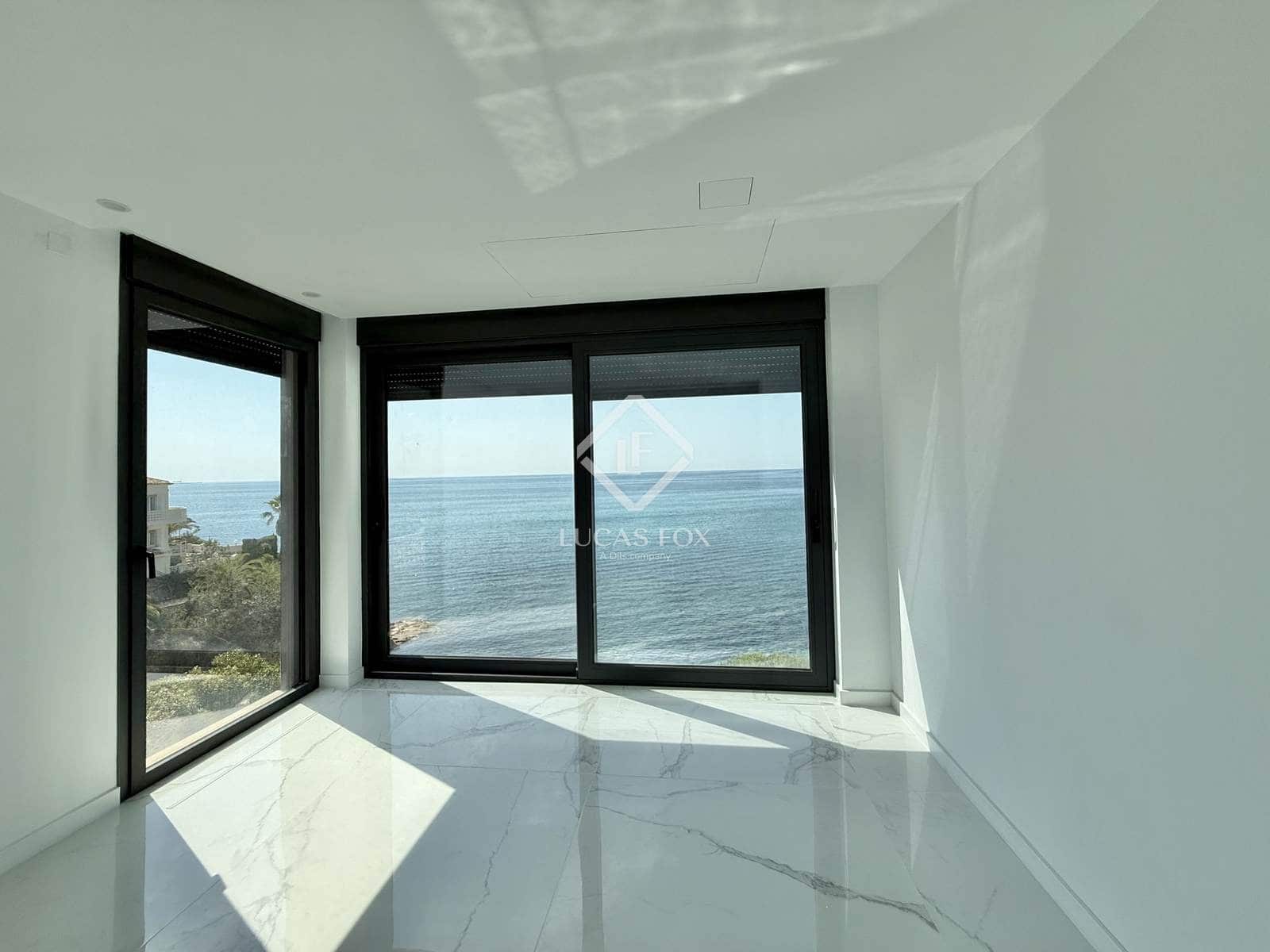 5 soveværelse Villa til salg i El Campello med swimmingpool - € 2.700.000 (Ref: 8824440)