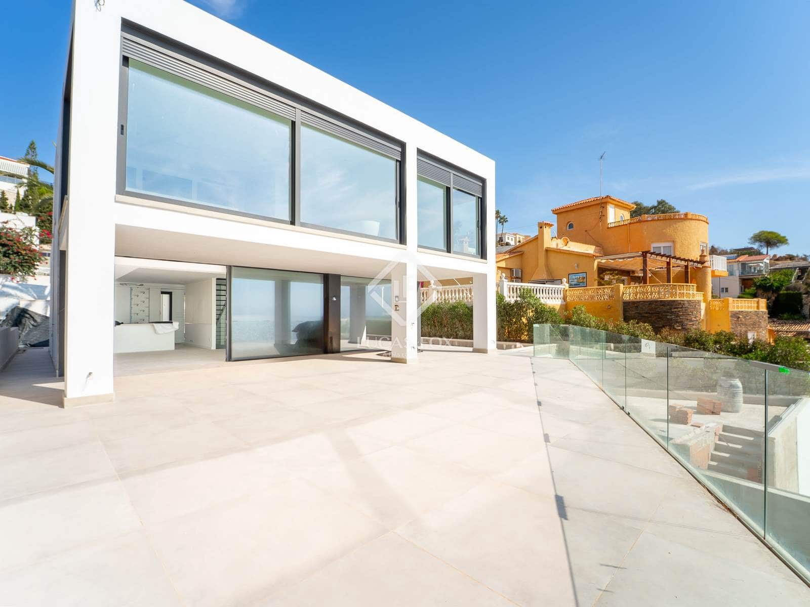 5 soveværelse Villa til salg i El Campello med swimmingpool - € 2.700.000 (Ref: 8824440)