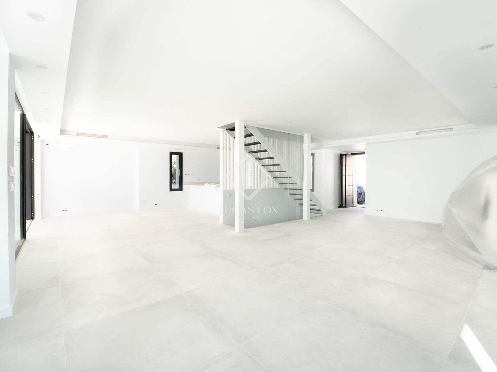 5 soveværelse Villa til salg i El Campello med swimmingpool - € 2.700.000 (Ref: 8824440)