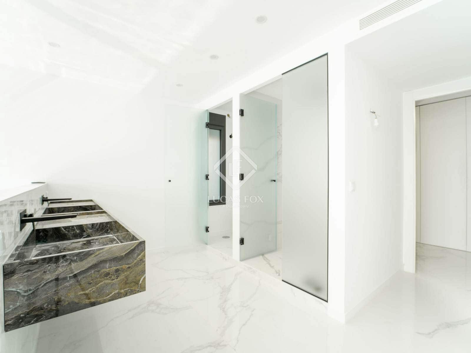 5 soveværelse Villa til salg i El Campello med swimmingpool - € 2.700.000 (Ref: 8824440)