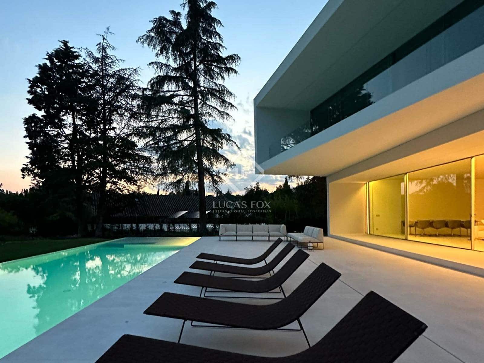 6 soveværelse Villa til salg i Madrid by med swimmingpool garage - € 10.500.000 (Ref: 8824445)