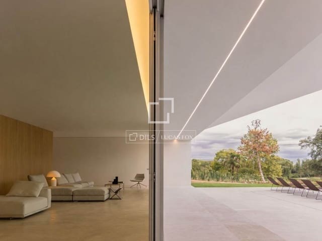 6 bedroom Villa for sale in Alcobendas with pool garage - € 10,500,000 (Ref: 8824445)