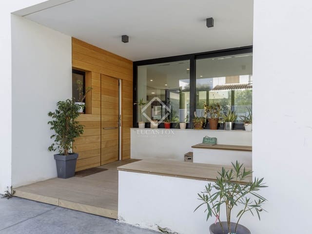 4 bedroom Villa for sale in Masarrochos / Massarrojos, Valencia city with pool garage - € 850,000 (Ref: 8824446)