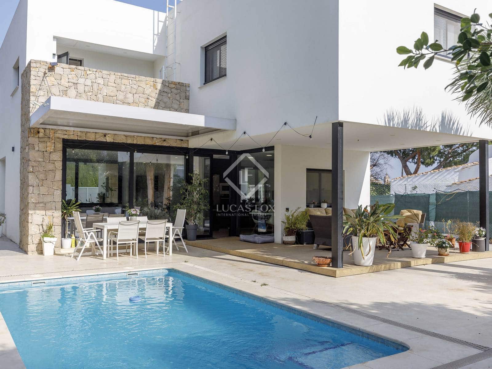4 bedroom Villa for sale in Masarrochos / Massarrojos with pool garage - € 850,000 (Ref: 8824446)