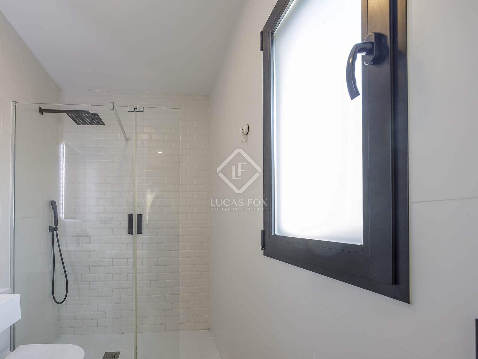 4 bedroom Villa for sale in Masarrochos / Massarrojos with pool garage - € 850,000 (Ref: 8824446)