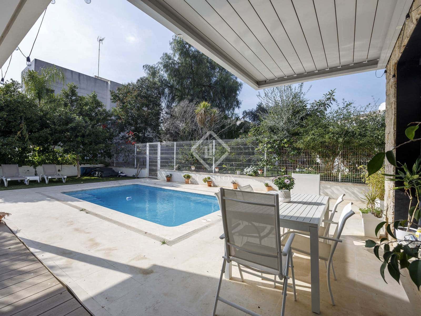 4 bedroom Villa for sale in Masarrochos / Massarrojos with pool garage - € 850,000 (Ref: 8824446)