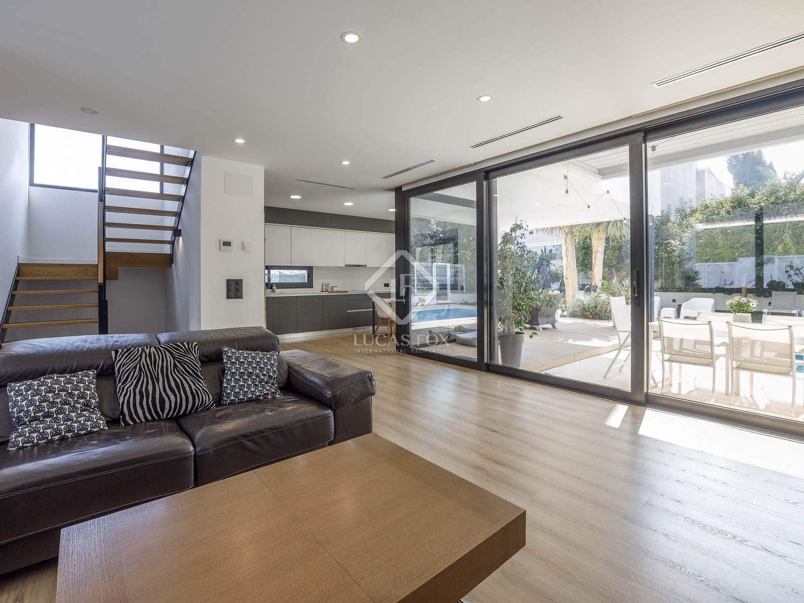 4 bedroom Villa for sale in Masarrochos / Massarrojos with pool garage - € 850,000 (Ref: 8824446)