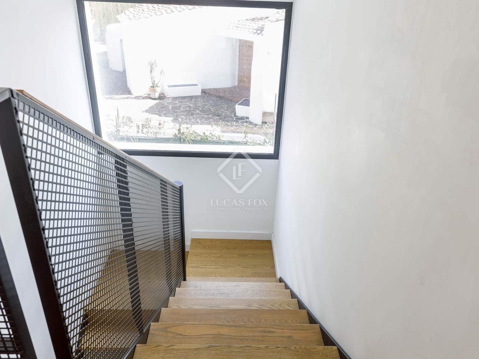 4 bedroom Villa for sale in Masarrochos / Massarrojos with pool garage - € 850,000 (Ref: 8824446)