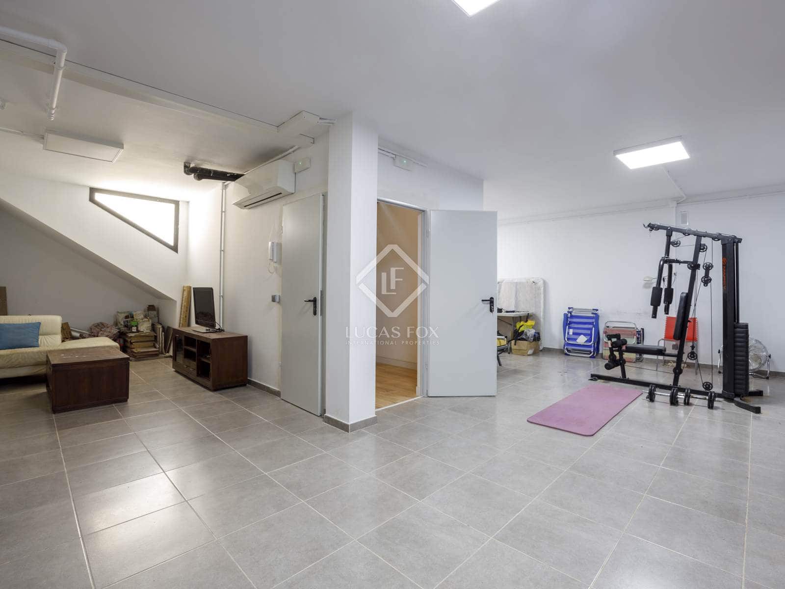 4 bedroom Villa for sale in Masarrochos / Massarrojos with pool garage - € 850,000 (Ref: 8824446)