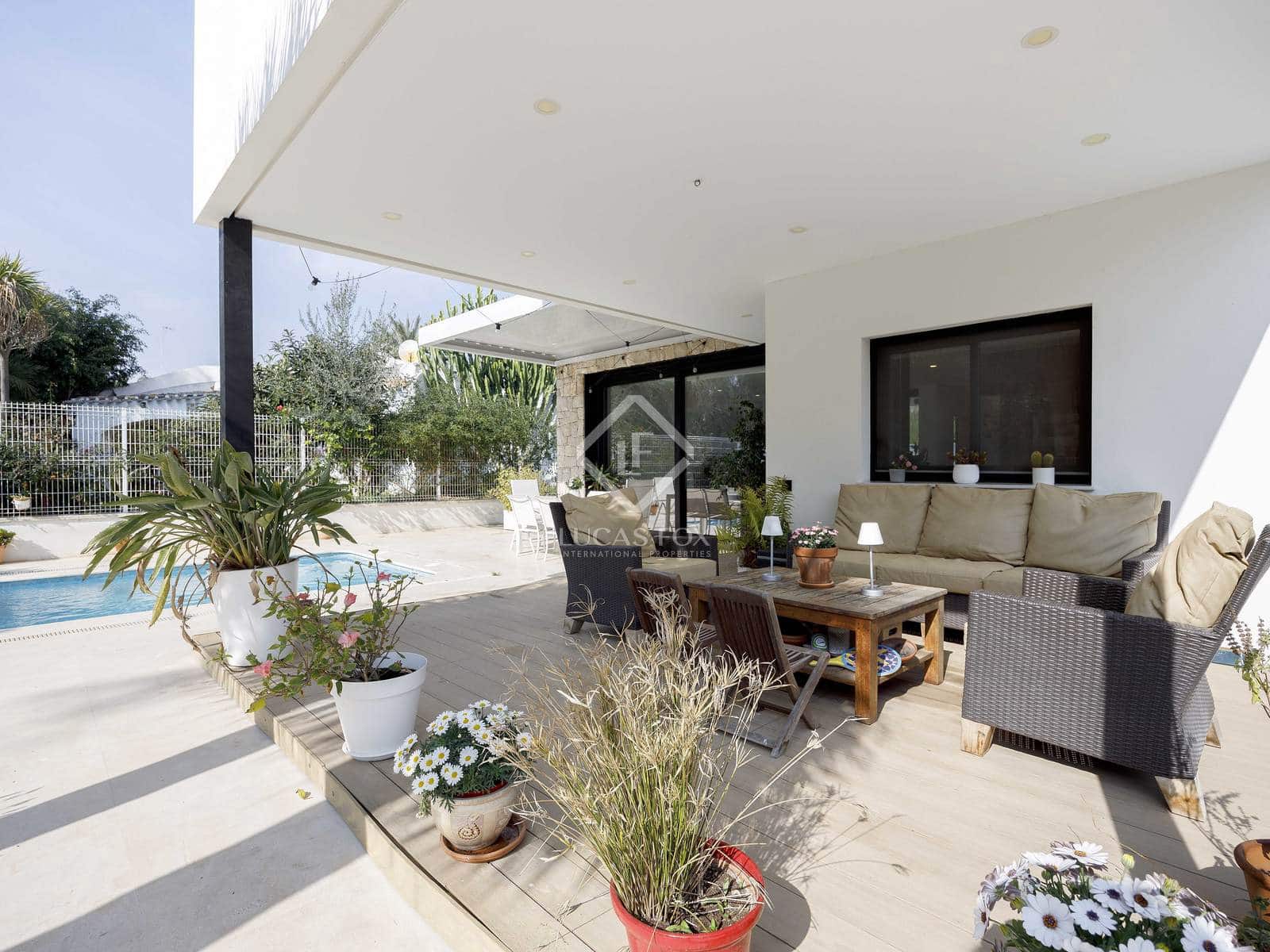 4 bedroom Villa for sale in Masarrochos / Massarrojos with pool garage - € 850,000 (Ref: 8824446)