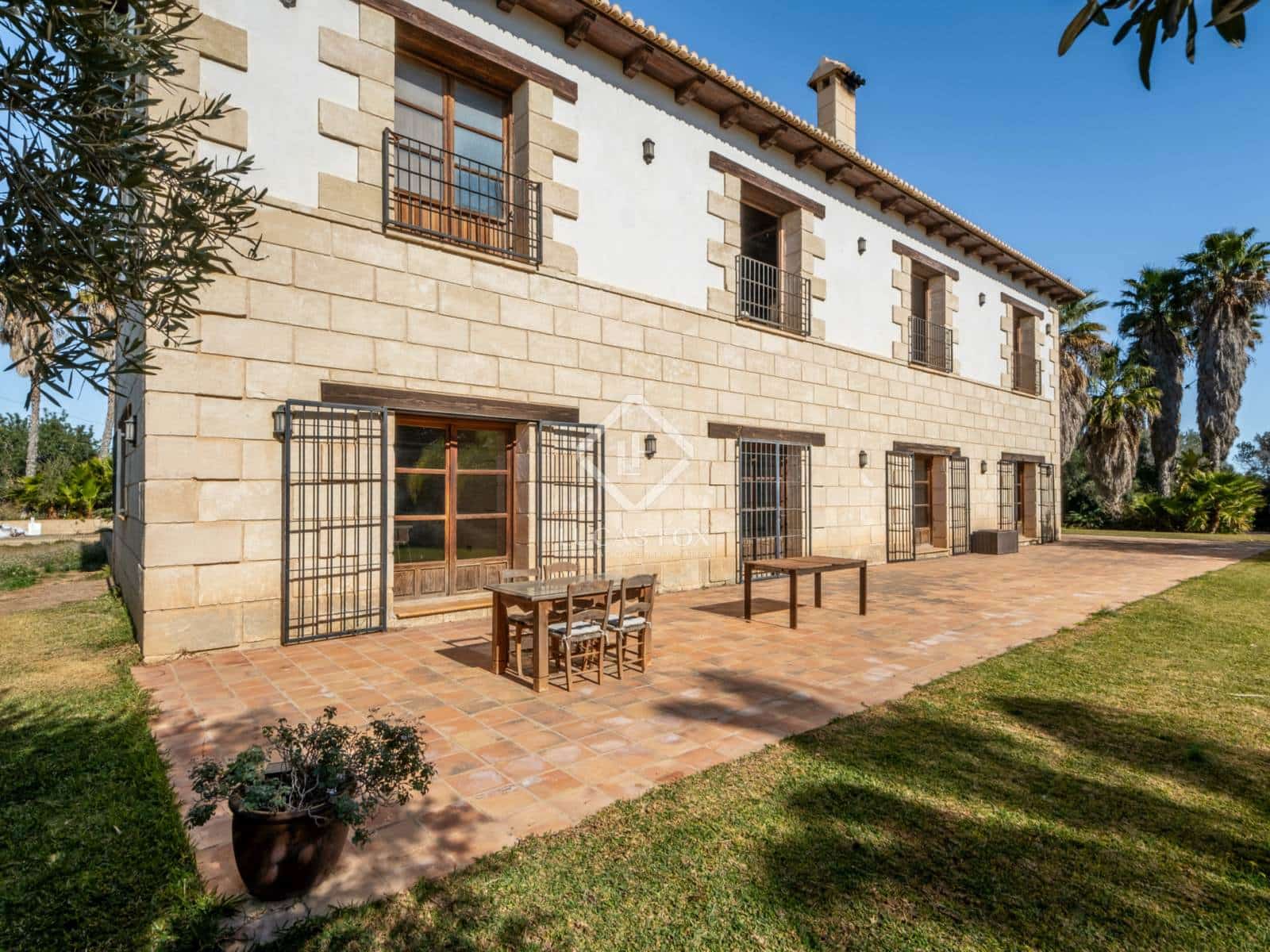 5 Zimmer Villa zu verkaufen in Elche / Elx mit Pool Garage - 2.500.000 € (Ref: 8824447)