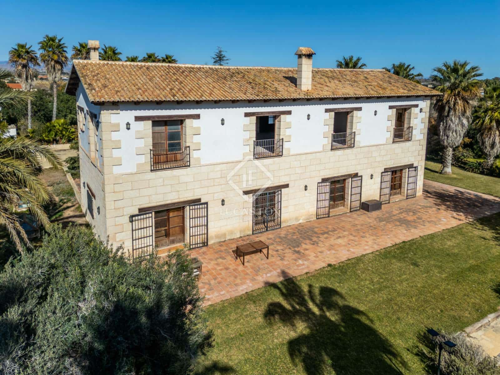 5 Zimmer Villa zu verkaufen in Elche / Elx mit Pool Garage - 2.500.000 € (Ref: 8824447)