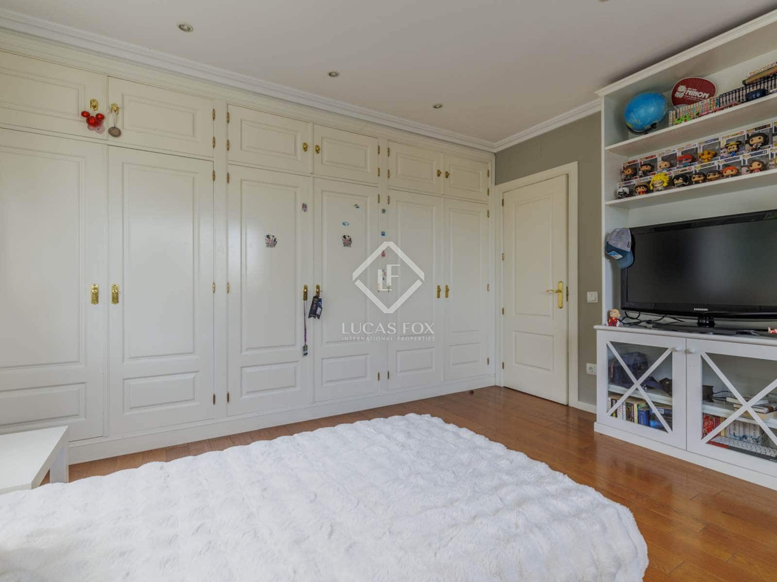 6 soveværelse Villa til salg i Boadilla del Monte med swimmingpool garage - € 1.950.000 (Ref: 8826107)