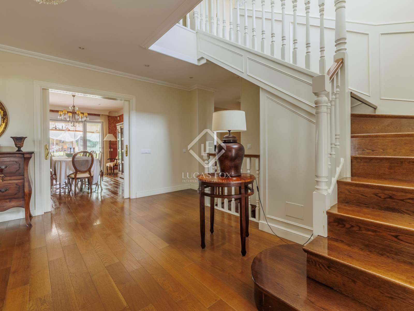 6 soveværelse Villa til salg i Boadilla del Monte med swimmingpool garage - € 1.950.000 (Ref: 8826107)