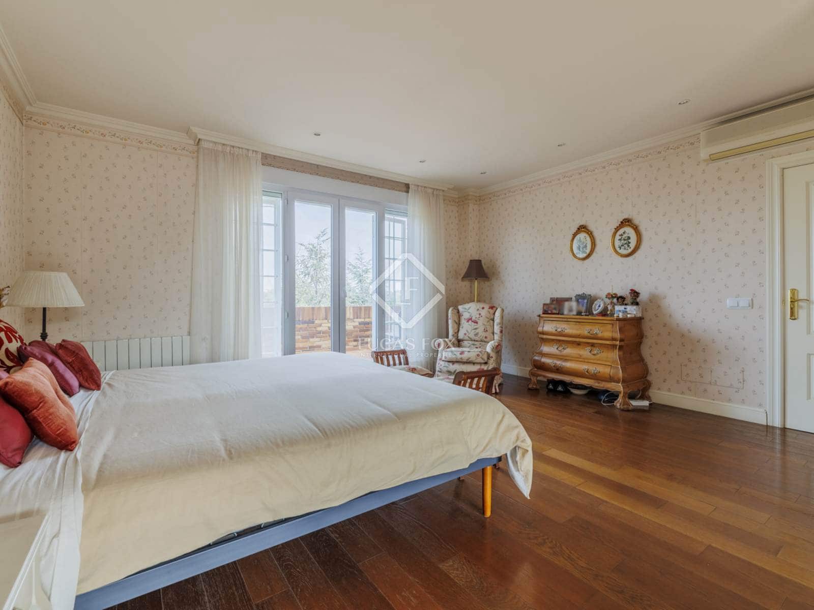 6 soveværelse Villa til salg i Boadilla del Monte med swimmingpool garage - € 1.950.000 (Ref: 8826107)