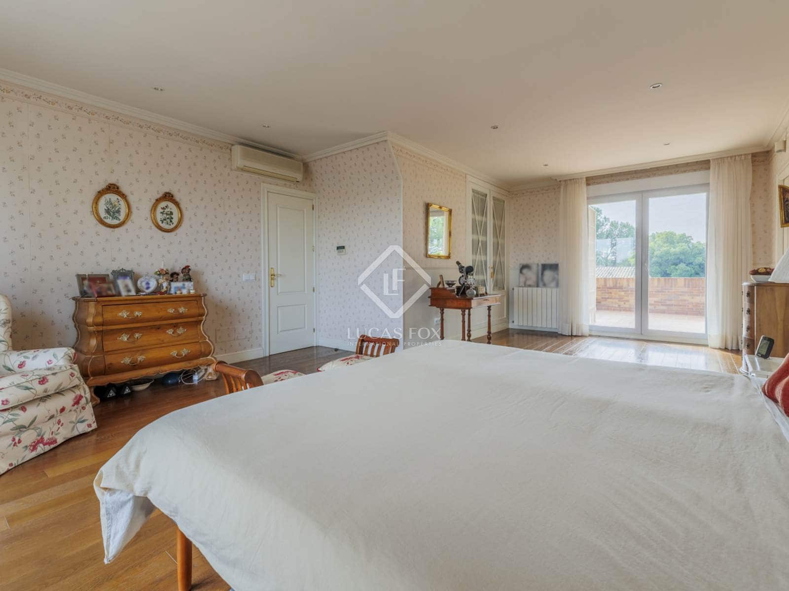 6 soveværelse Villa til salg i Boadilla del Monte med swimmingpool garage - € 1.950.000 (Ref: 8826107)