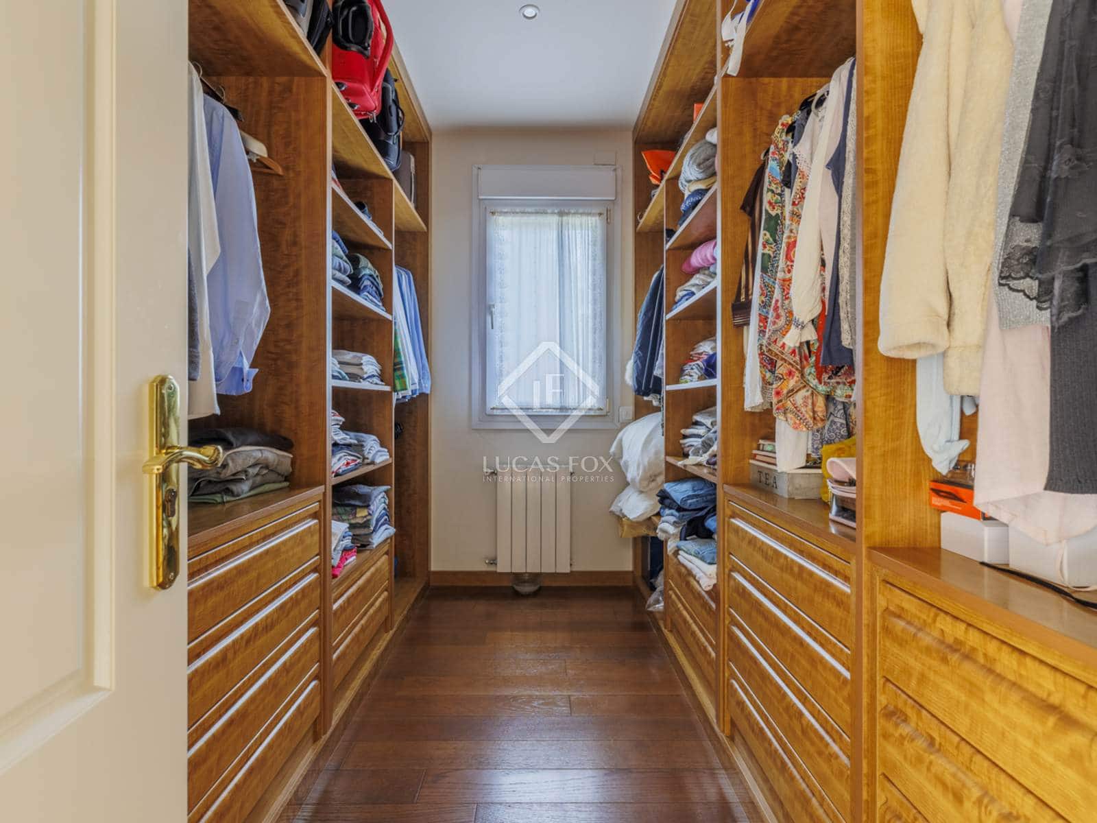 6 soveværelse Villa til salg i Boadilla del Monte med swimmingpool garage - € 1.950.000 (Ref: 8826107)