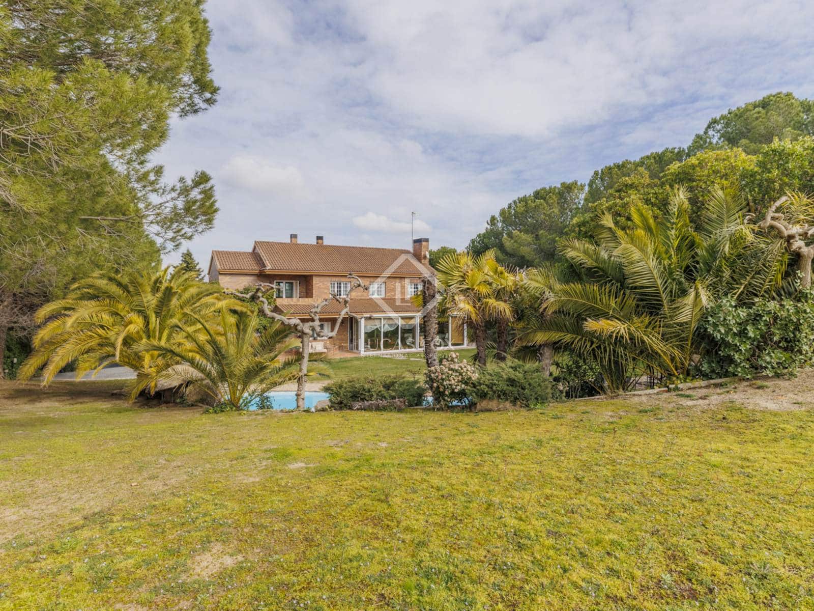 6 soveværelse Villa til salg i Boadilla del Monte med swimmingpool garage - € 1.950.000 (Ref: 8826107)