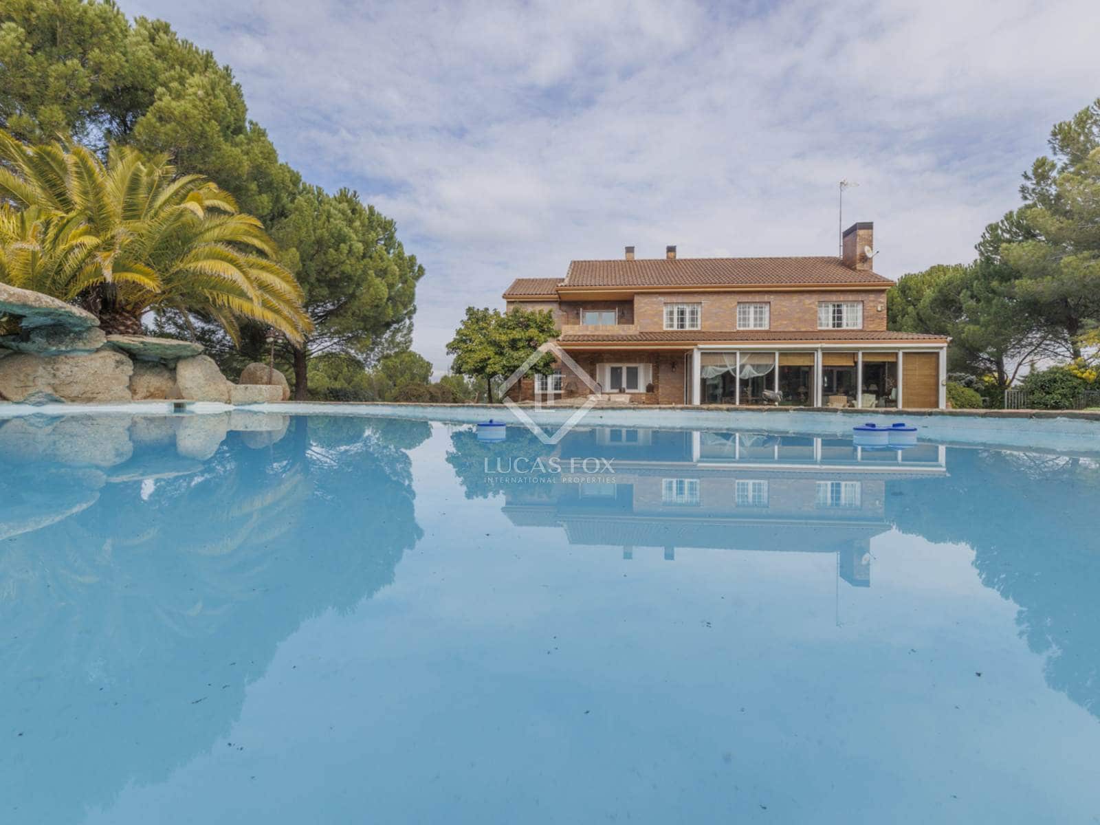 6 soveværelse Villa til salg i Boadilla del Monte med swimmingpool garage - € 1.950.000 (Ref: 8826107)