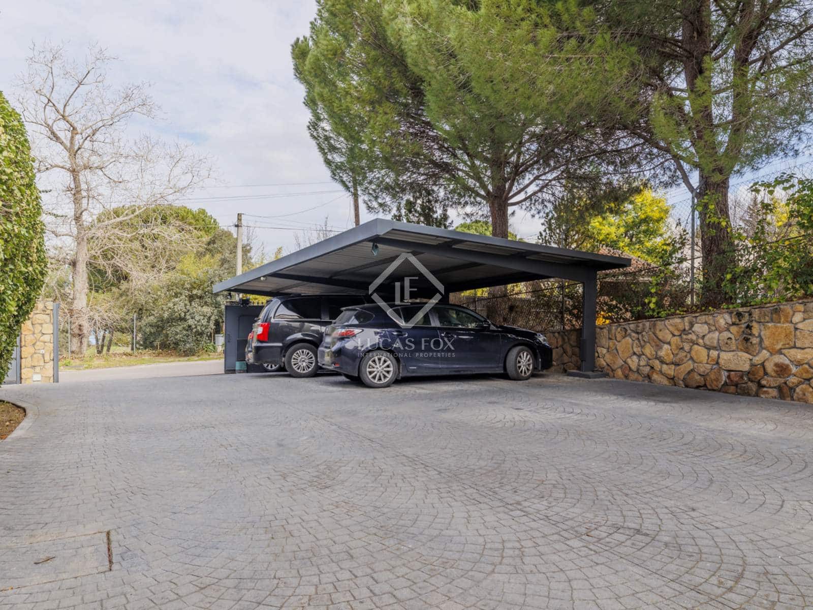 6 soveværelse Villa til salg i Boadilla del Monte med swimmingpool garage - € 1.950.000 (Ref: 8826107)