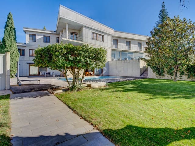 5 slaapkamer Villa te koop in Donostia-San Sebastián met zwembad - € 1.980.000 (Ref: 8826182)