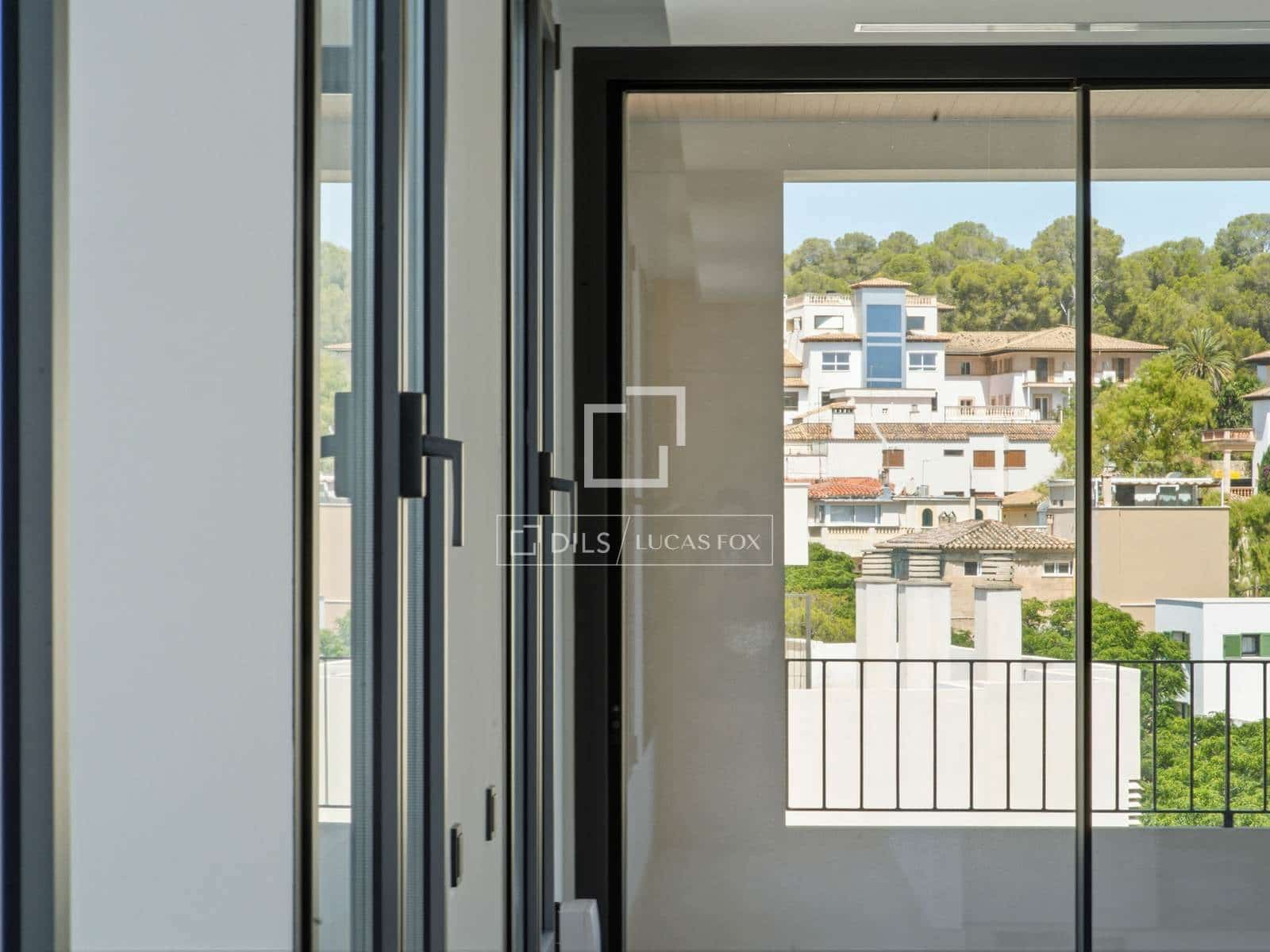 2 soverom Penthouse til salgs i Palma de Mallorca med svømmebasseng garasje - € 1 420 250 (Ref: 8826184)