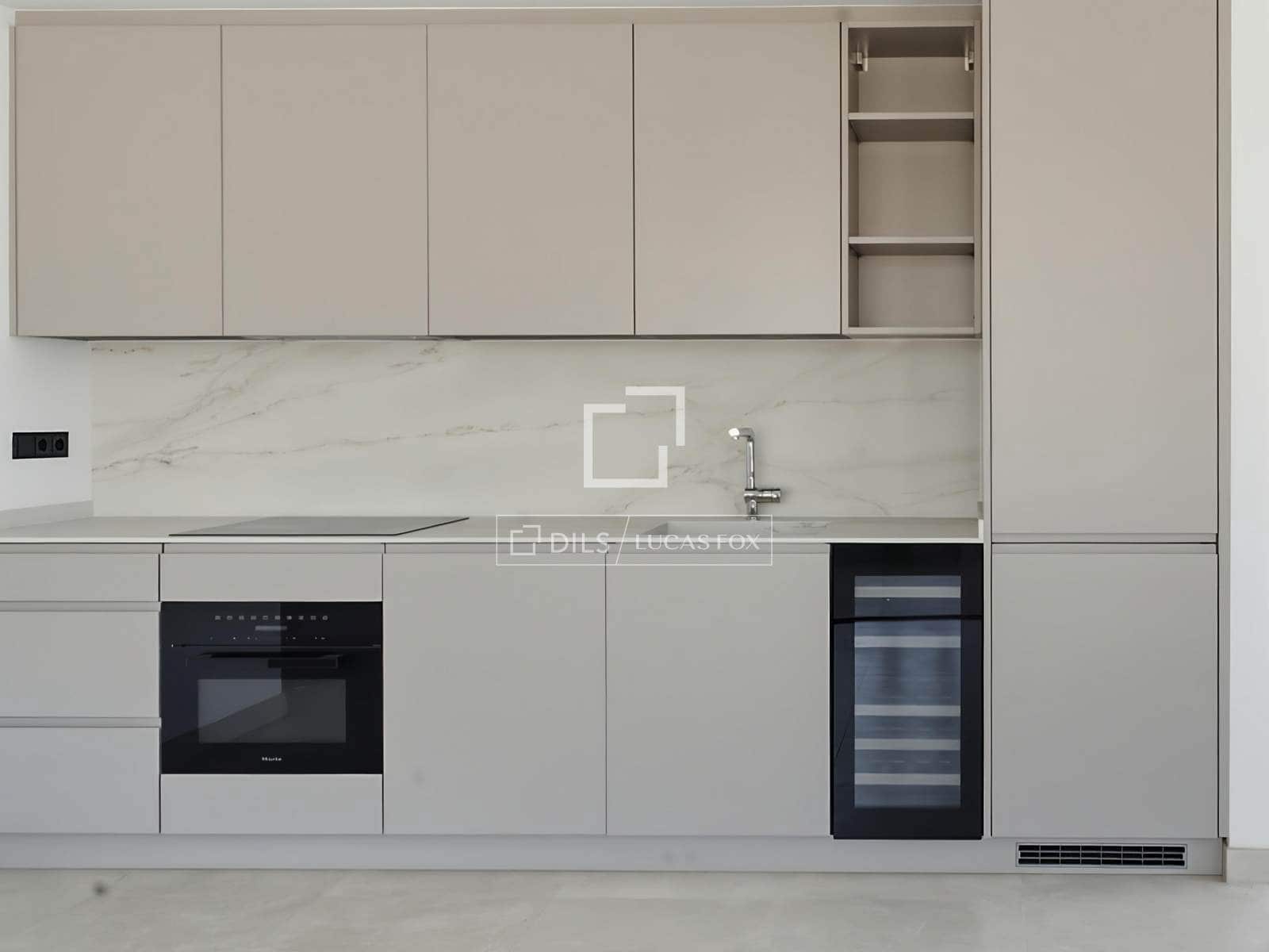 2 soverom Penthouse til salgs i Palma de Mallorca med svømmebasseng garasje - € 1 420 250 (Ref: 8826184)